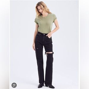 Abercrombie Ultra High Rise 90s Relaxed Jean